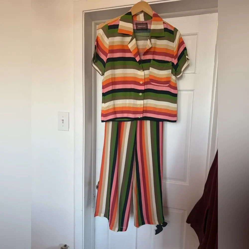 Reformation Striped Set size small top 100% linen, size 4 pants viscose